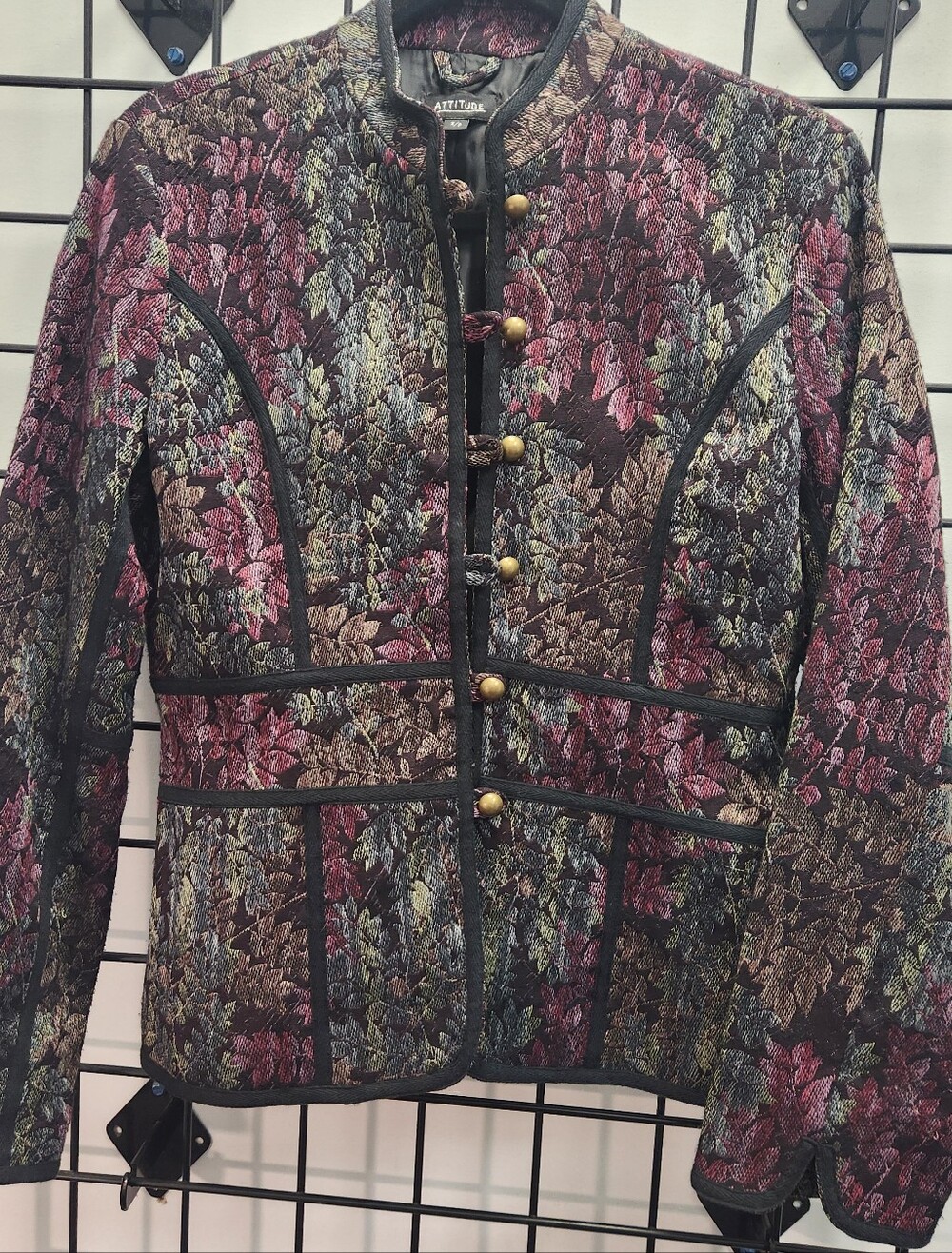 Attitude Tapestry Floral Jacket | Vintage Look | Size S